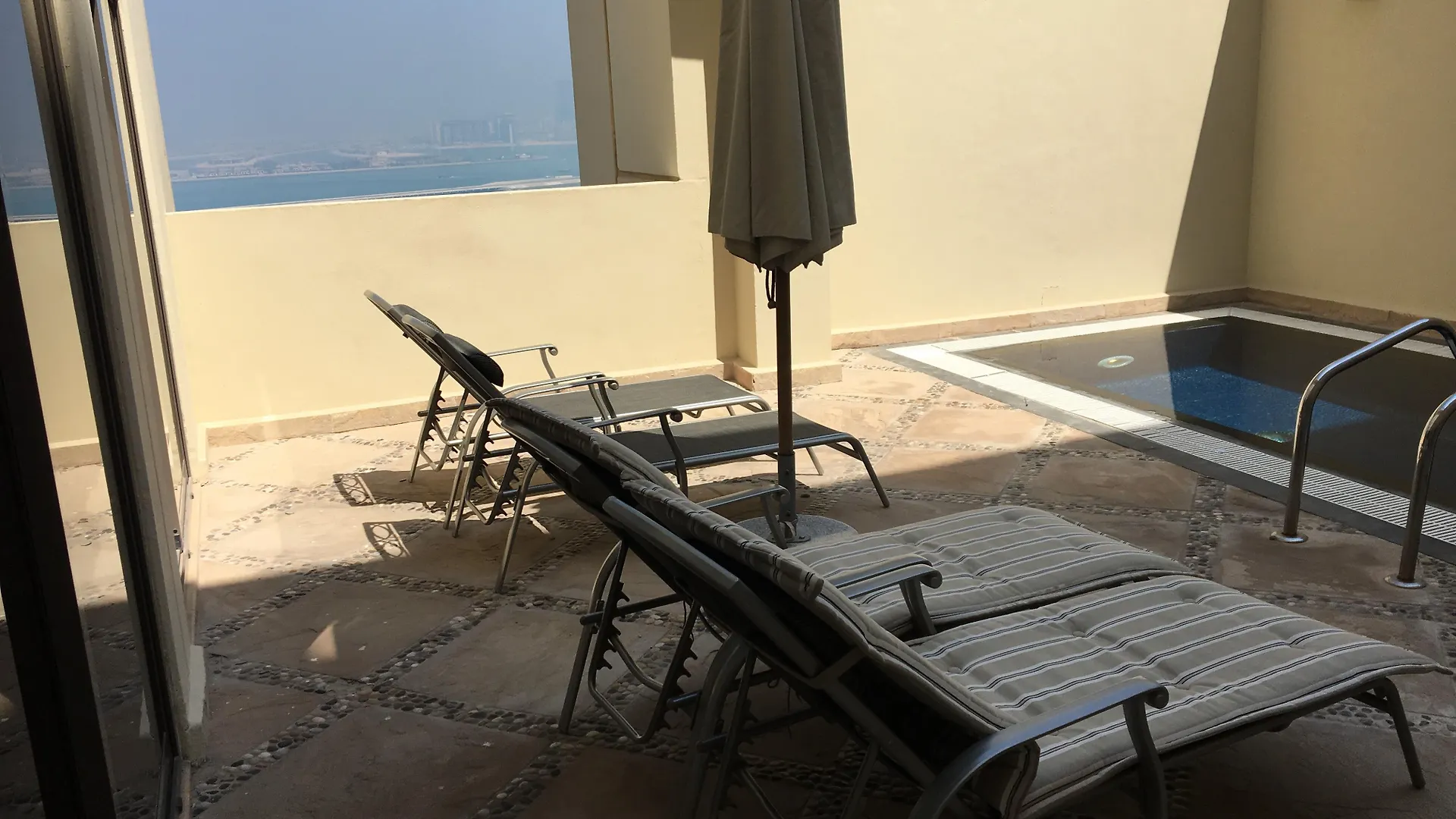 Roda Amwaj Suites Jumeirah Beach Residence Dubai