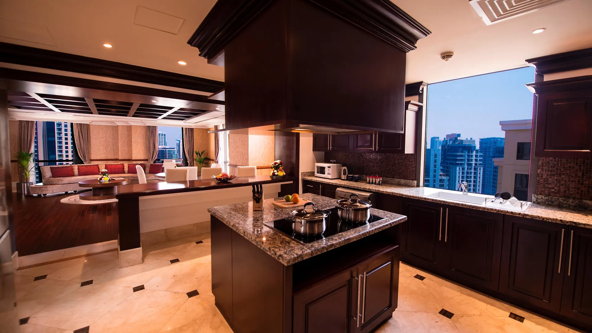 Roda Amwaj Suites Jumeirah Beach Residence Dubai 4*,