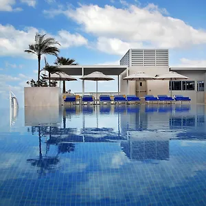 Grand Cosmopolitan Hotell